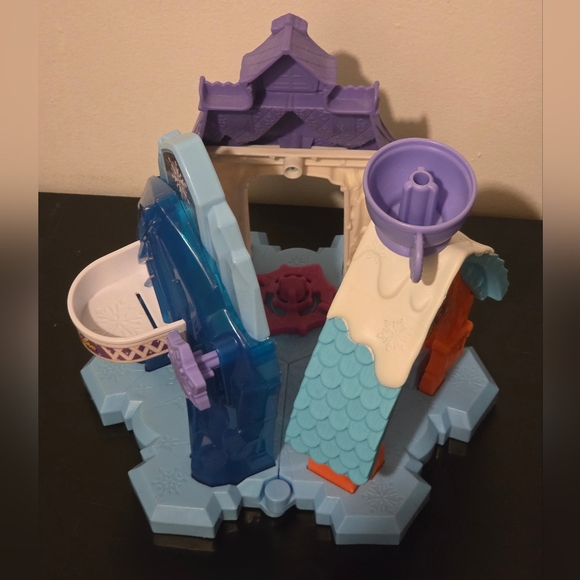 Little People Frozen Village Elsa Palace / Olaf Cocoa Cafe / Anna In Arendelle - Picture 13 of 13